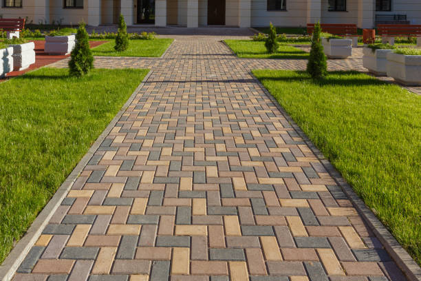Best Residential Driveway Paver Services  in Old Greenwich, CT
